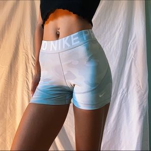NIKE PRO WHITE CAMO SPANDEX/ BIKE SHORTS